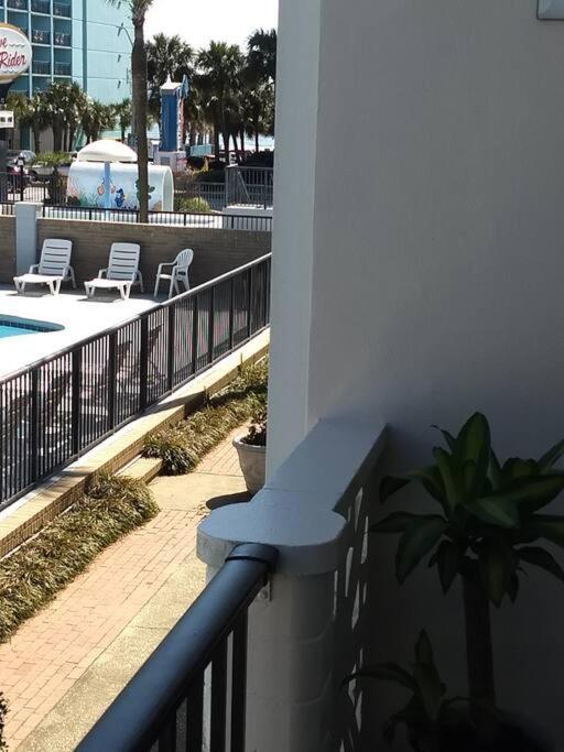 Pool Front & Across From Beach Myrtle Beach Exterior photo