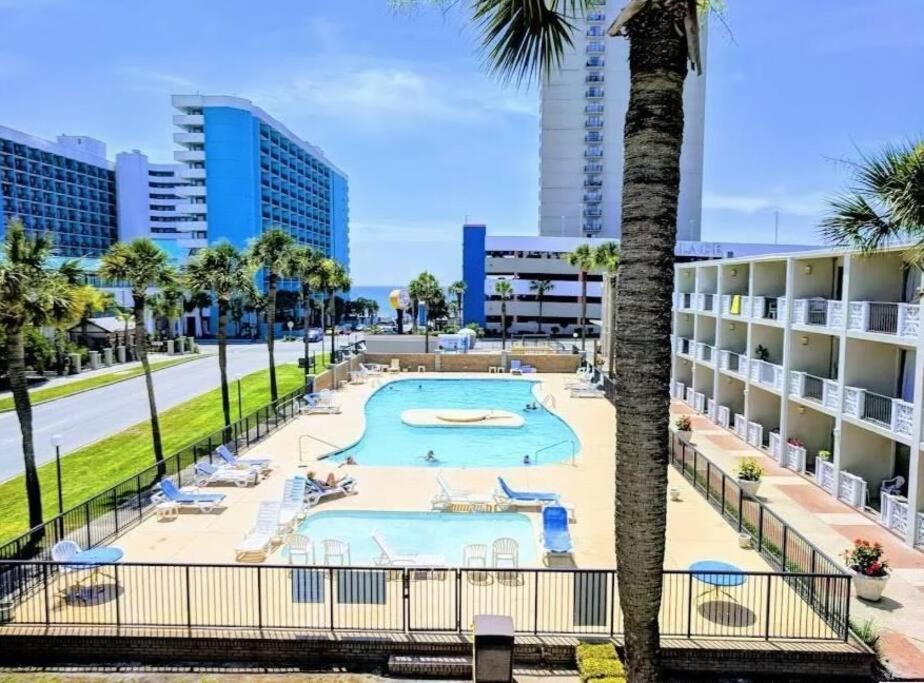 Pool Front & Across From Beach Myrtle Beach Exterior photo